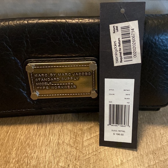 Vintage MARC by March Jacobs Wallet - Picture 2 of 7